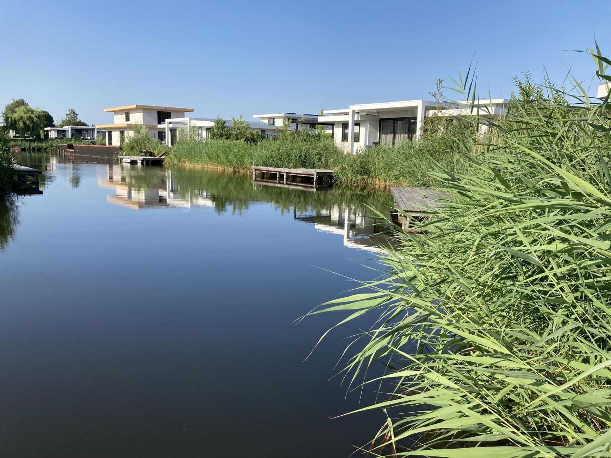 Family Villa With Garden And Jetty Зеволде Екстериор снимка