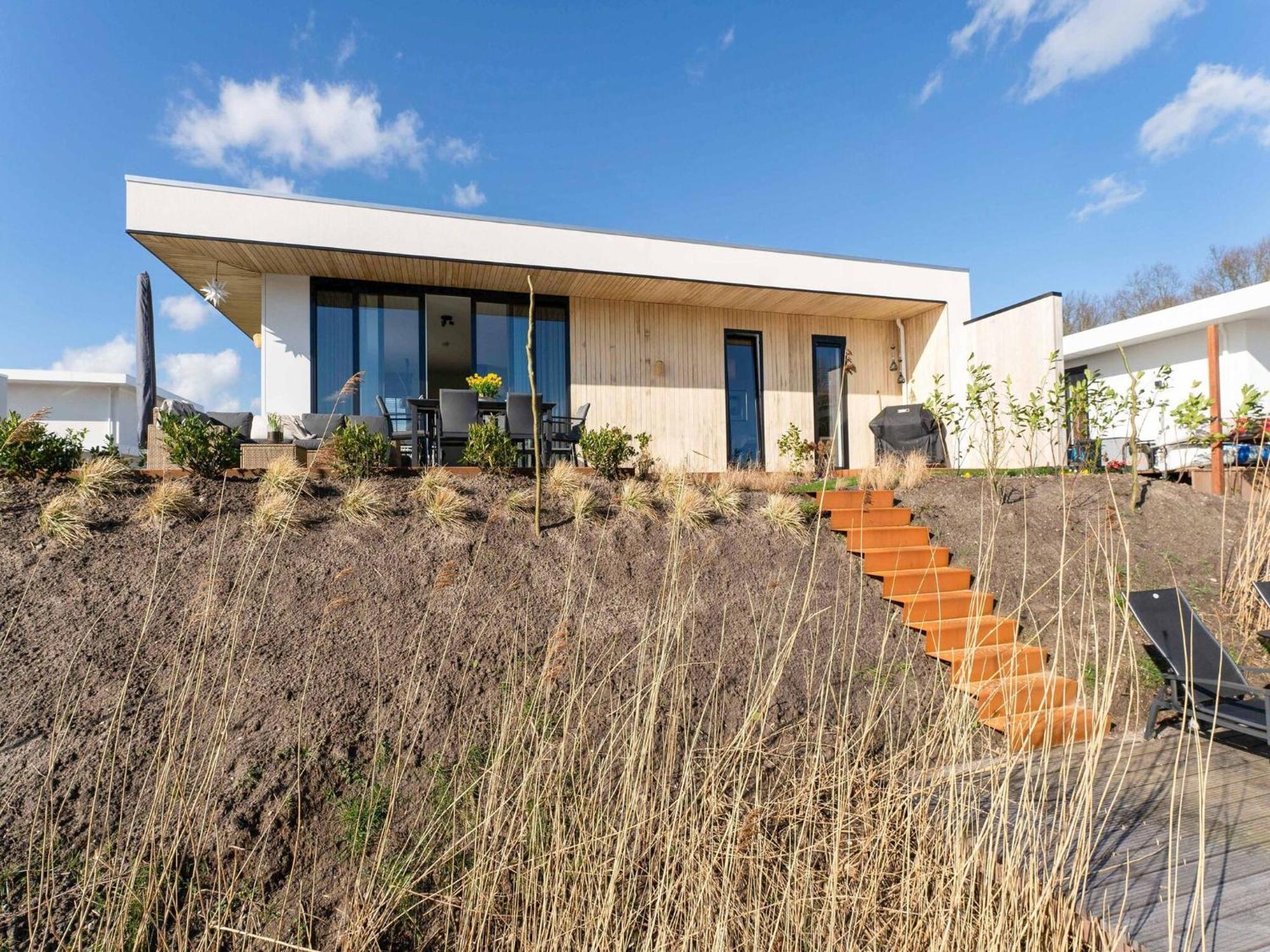 Family Villa With Garden And Jetty Зеволде Екстериор снимка